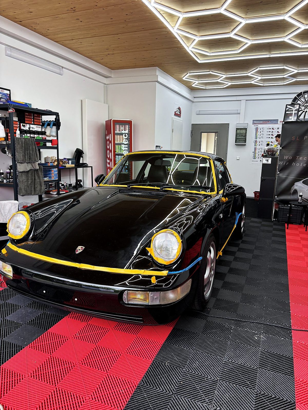 Lackaufbereitung an einem Porsche 911 Klassiker bei SL Performance Munich